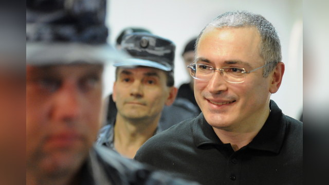 Obs: Ходорковский мог запросить помилование под давлением спецслужб