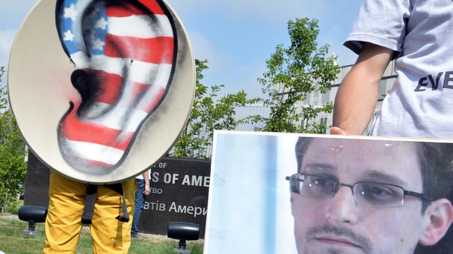 Сноуден: Оставить меня в России  решил Госдеп