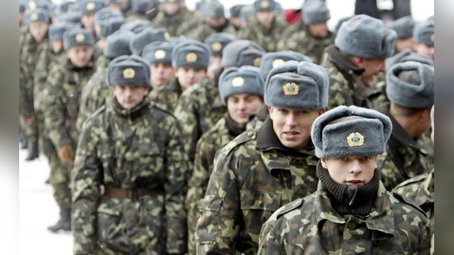Военные просят Януковича урегулировать ситуацию в стране 