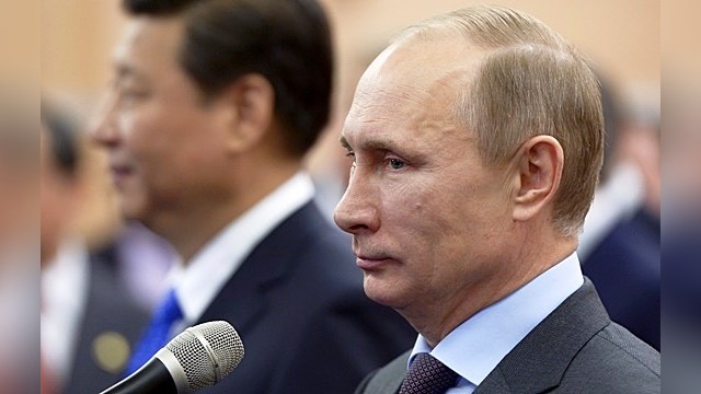Путин: Запад пытается сдержать «позитив» России