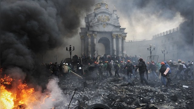 Global Times: От западной демократии до развала Украины - один шаг