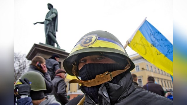 NYT: Украинские олигархи вернут Киеву непокорный восток