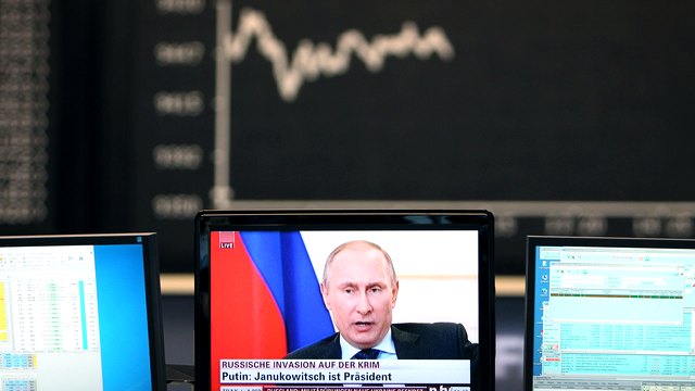 NYT: Российские олигархи не пойдут против Путина