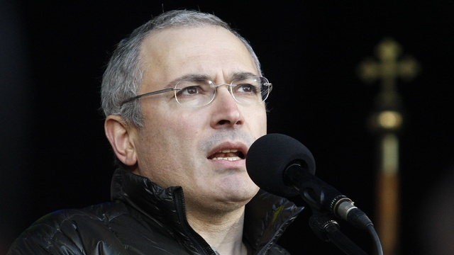 На Майдане Ходорковского встретили как родного