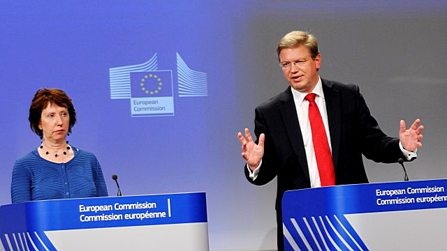 Еврокомиссар Фюле предложил принять Украину в ЕС