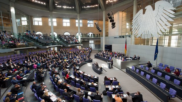 Немецкие политики осудили Шойбле за сравнение Путина с Гитлером 