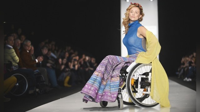 В России представили стильную одежду для инвалидов