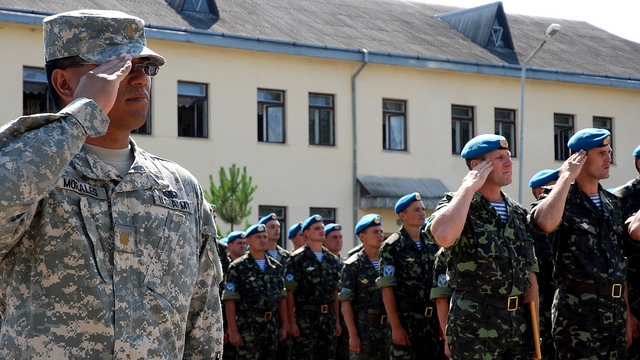 НАТО научит украинскую армию не бояться России