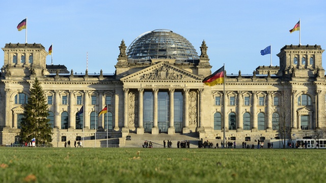 FAZ: Среди немецких политиков образовалась «пропутинская коалиция»
