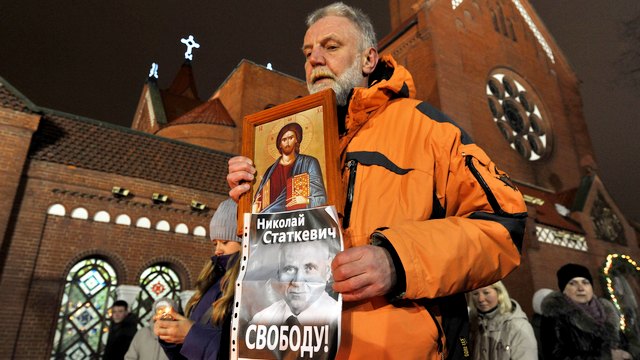 Польский евродепутат: Меня не пустили в Белоруссию по приказу из Москвы