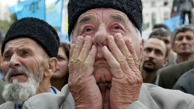 Путин пообещал защиту крымским татарам