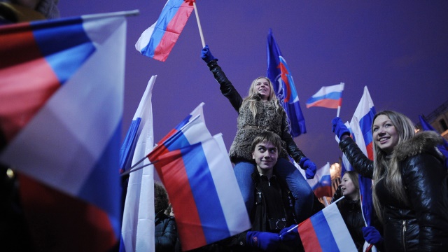 WP: Российская молодежь жаждет вернуть стране советскую мощь