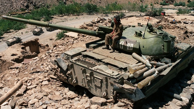 Réseau International уличил США во лжи о российских танках на Украине