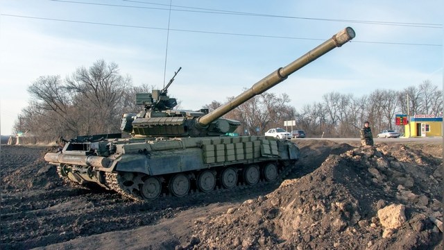 Vocativ: Донецкие ополченцы ищут танкистов в соцсетях