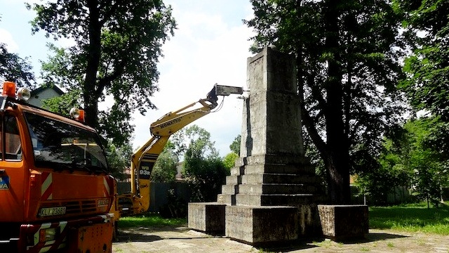 Мэр польского города не жалеет о сносе советского памятника