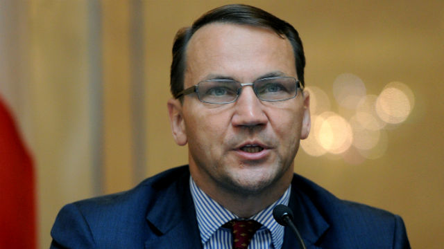Польский министр: Европе пора приструнить Россию 