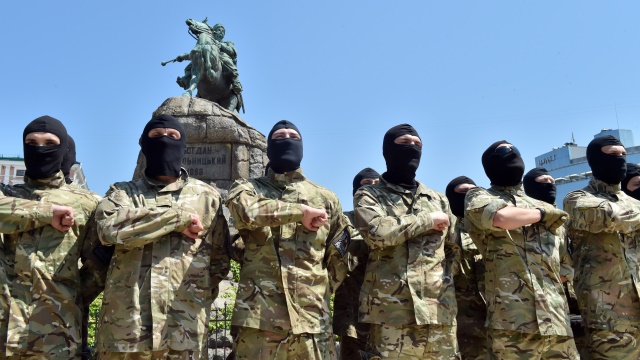 Local: Иностранные нацисты воюют на Украине не ради демократии
