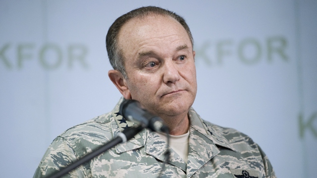 Генерал Бридлав ждет «зеленых человечков» в Восточной Европе