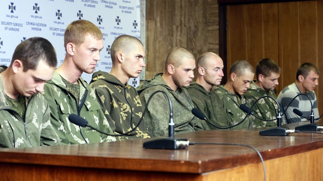 Задержанные на Украине десантники вернулись в Россию