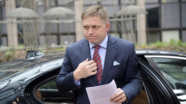 Guardian: Премьер Словакии пригрозил наложить вето на новые санкции ЕС