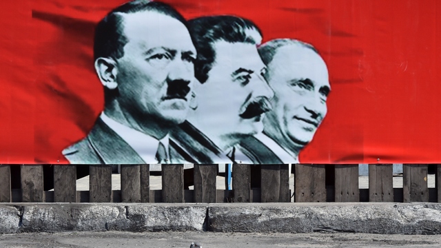 Guardian: Сравнение Путина с Гитлером - дешевая политическая уловка