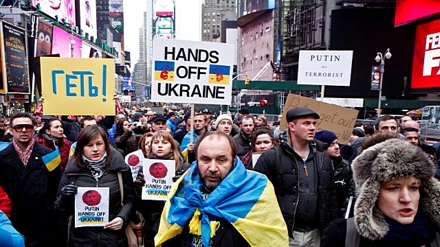 VOA: На Брайтон-Бич и кулак – аргумент в спорах по Украине
