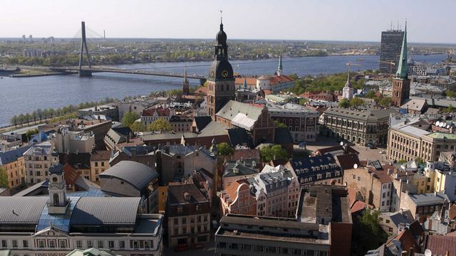 Bloomberg: Москвичи скупают латвийскую недвижимость, чтобы сбежать из России