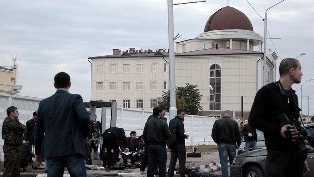 5 полицейских погибли, предотвращая теракт в Грозном