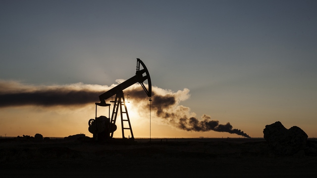 Эксперты: При низких ценах на нефть России хватит денег на 3-4 года