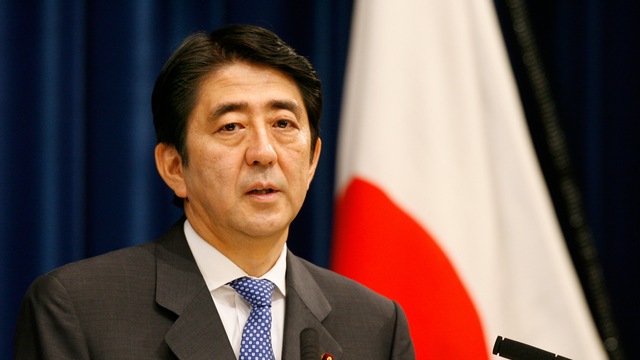 Синдзо Абэ решил исполнить заветное желание всех японцев