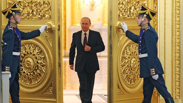 Guardian: Почему падение цен на нефть грозит Путину дворцовым переворотом