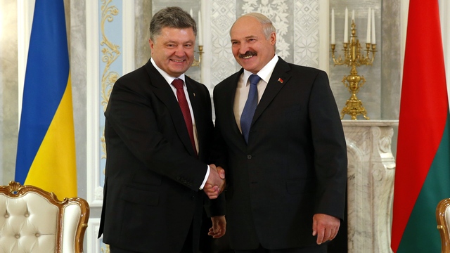 Лукашенко пообещал «родным» украинцам любую помощь