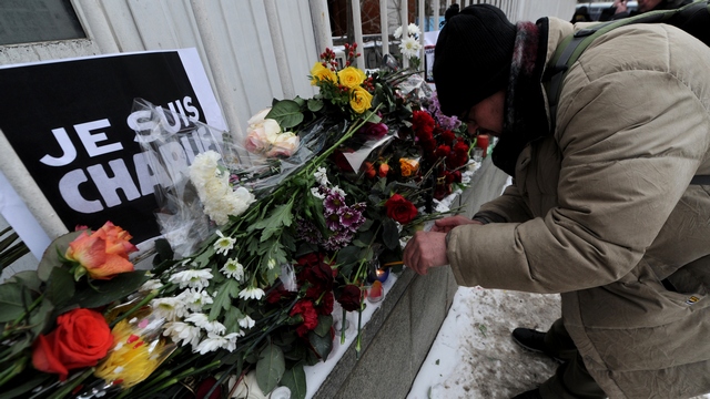 BuzzFeed: Сторонники Кремля свалили вину за теракт в Париже на Запад