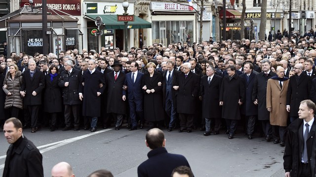 Участие Лаврова в парижском шествии возмутило Le Monde