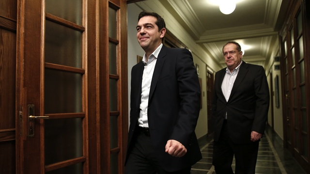 Spiegel: В России кризис, но для Греции деньги найдутся