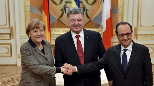 Порошенко надеется на скорое перемирие на востоке Украины