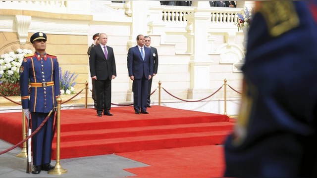 Forbes: Путин заполнил «энергетический вакуум» в отношениях Египта и США