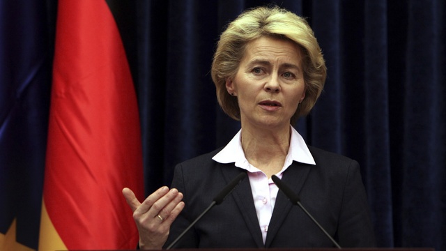 Минобороны ФРГ: Нельзя давать Кремлю повод открыто вмешаться в конфликт