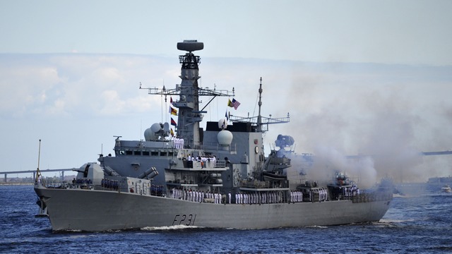 Daily Mail: Британский флот отчитался о перехвате «Неустрашимого»