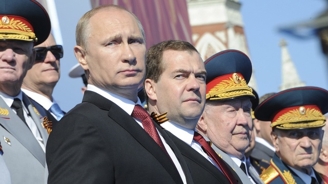 Financial Times: Военными праздниками Путин «раздувает миф о величии России»