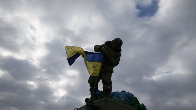 WSJ: США специально шлют Киеву «смазанные» снимки со спутника