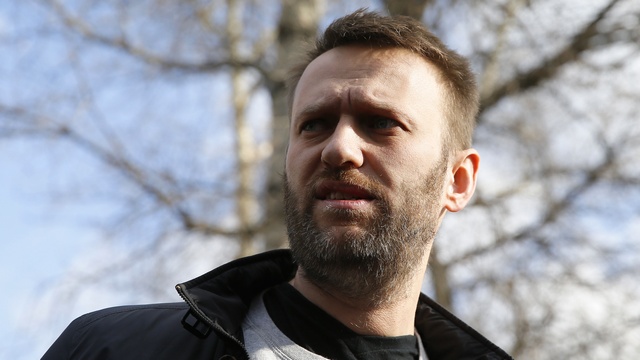 Навальный: Путин в  России уже мешает многим, но они трусят и молчат