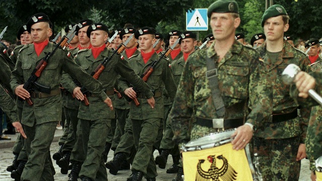 Obserwator Polityczny: Немцы искупят вину перед Польшей, если защитят ее от России