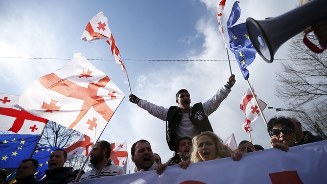 Сторонники Саакашвили попугали власти массовой акцией
