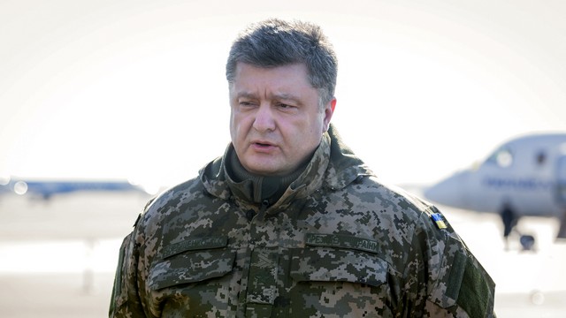 Порошенко: каждый третий украинский солдат - дезертир