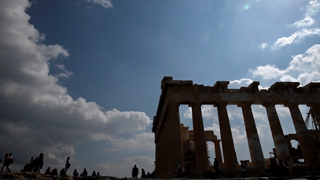 Forbes: Даже если Греция повернется к России, это ей не поможет