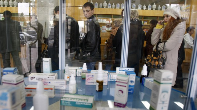 Киевских фармацевтов сдали милиции за нежелание говорить по-украински 