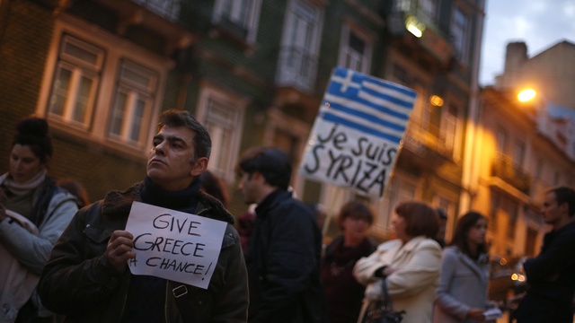Times: ЕС планирует тайно избавиться от Греции
