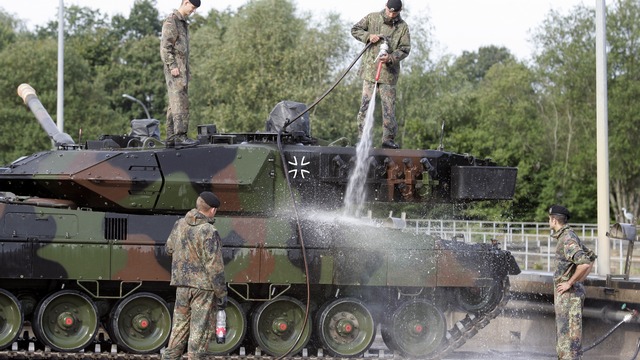 DWN: Германия защитит Европу от новых угроз списанными танками