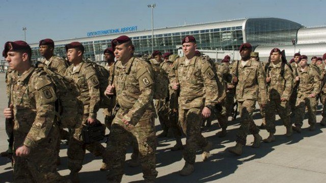 Американский посол отчитался о прибытии во Львов десантников из США